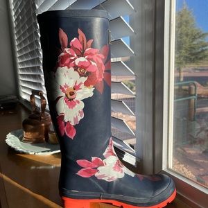 Joules rain boots. Size 9.